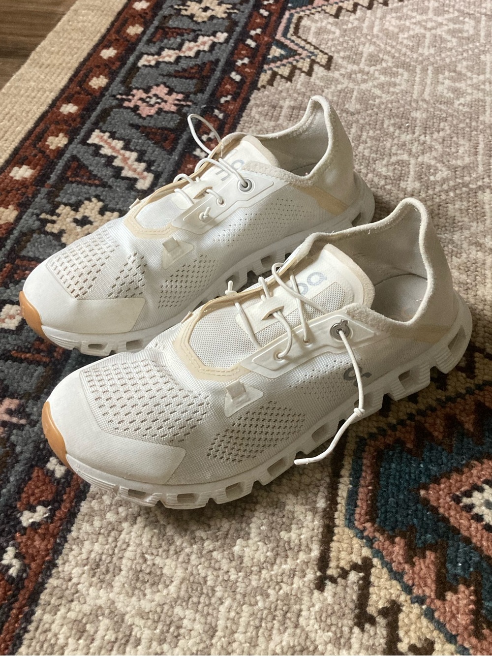 [On Running] On Cloud 5 Coast Sneaker Cream 9.5